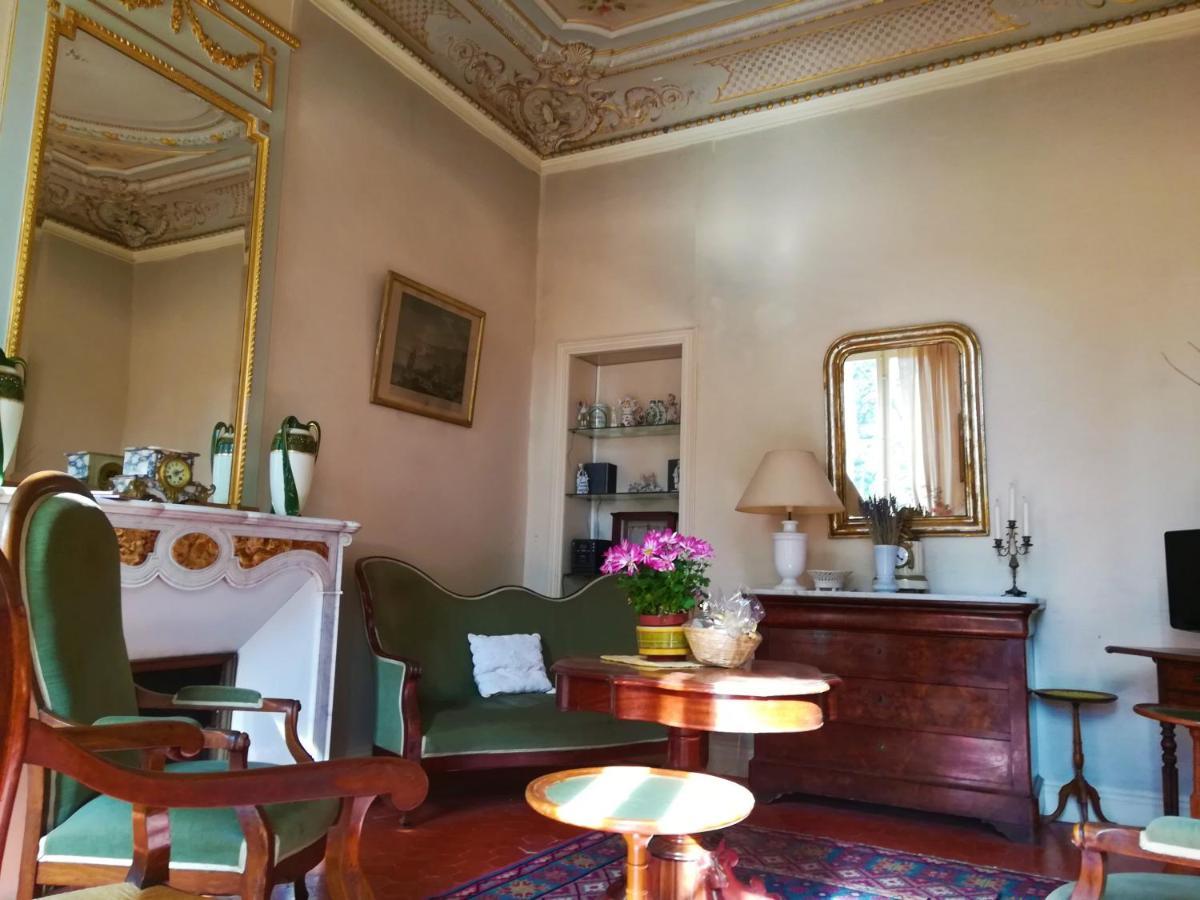 Embarben Maison D'Hotes Saint-Chamas Bagian luar foto